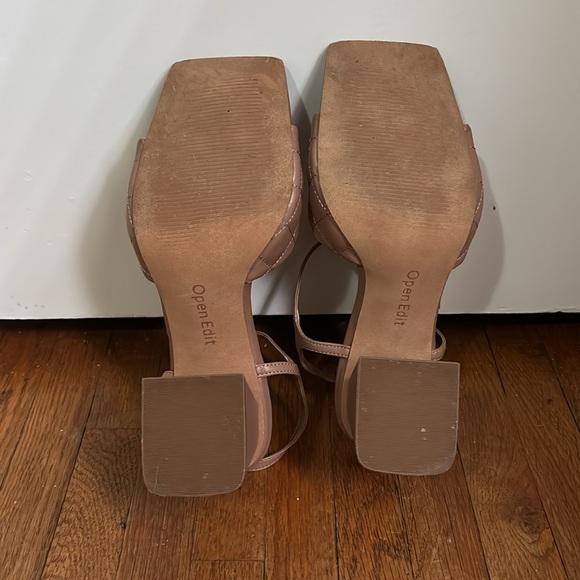 Square Toe Heeled Sandals - Picture 4 of 4